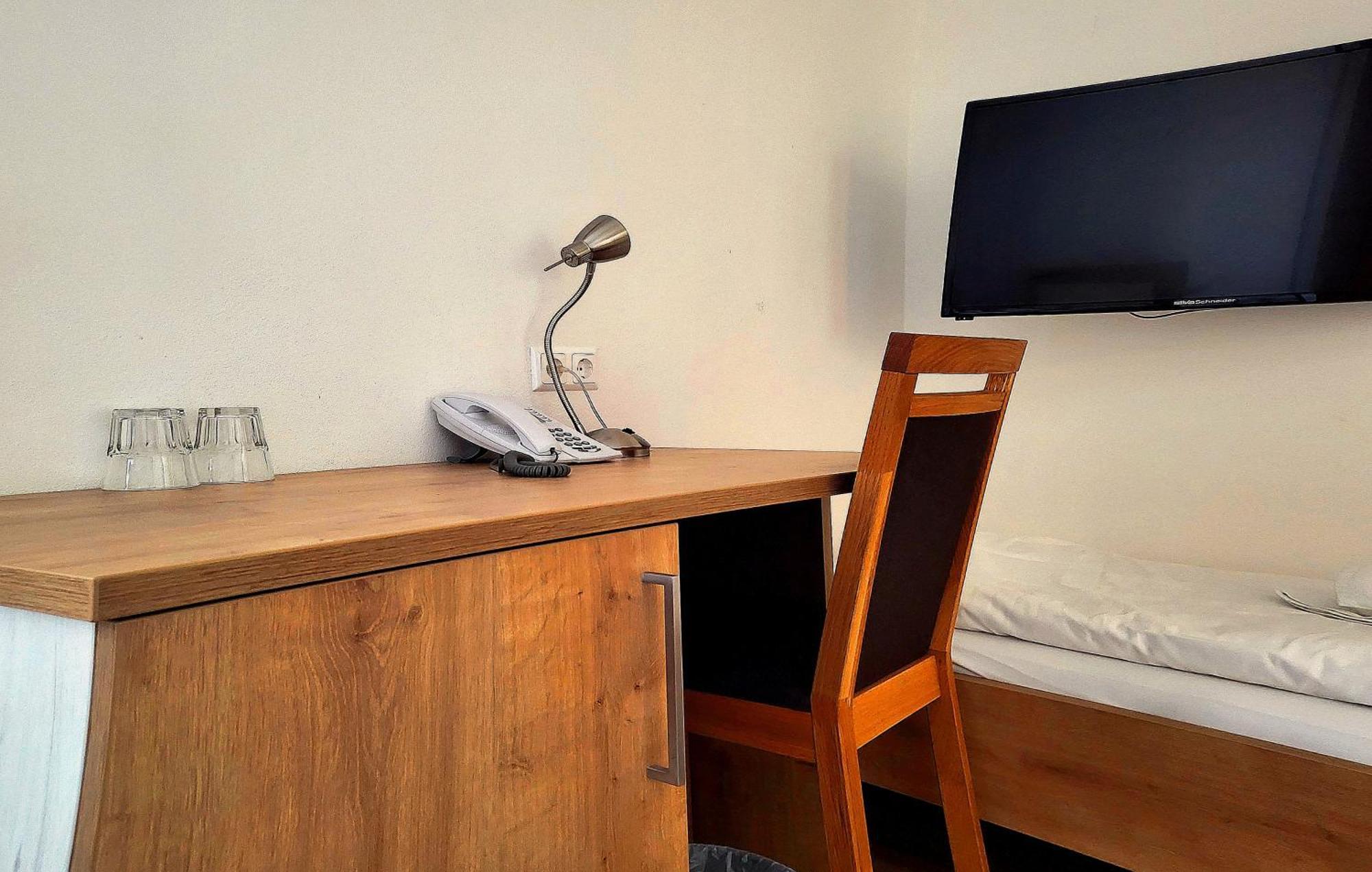 Josef Wolfik Strasse 10 Apartment Stockerau Kamer foto